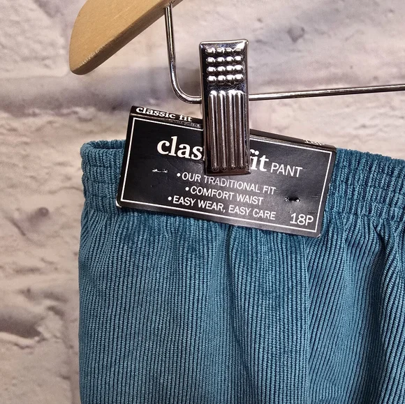 NWT Alfred Dunner Adirondack Trail French Terry Casual Pants Size 18P - Picture 7 of 7